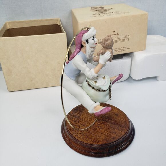 Hallmark Keepsake 1987 Christmas Time Mime Hand Paint Limited Edition Ornaments - Picture 1 of 16